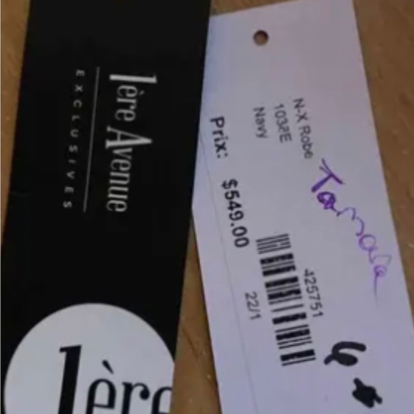 1ÈRE AVENUE prom dress size 6, mermaid style - Picture 3 of 5